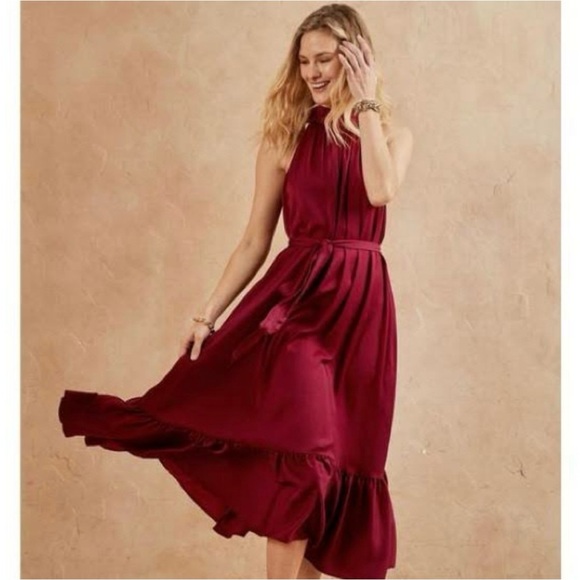 Banana Republic Dresses & Skirts - BR halter style burgundy wine dress